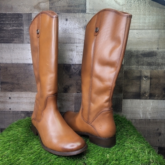 New FRYE Marissa Medallion Inside Zip Tall Boot Sz 9.0 - Picture 1 of 10